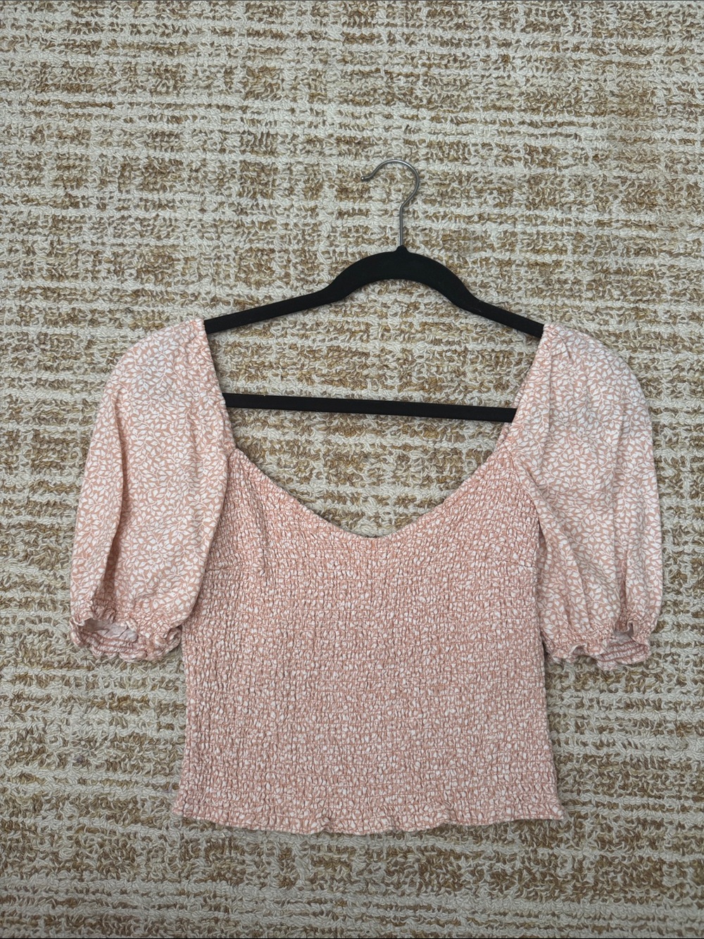Abercrombie & Fitch Peach and White Textured Knit Top